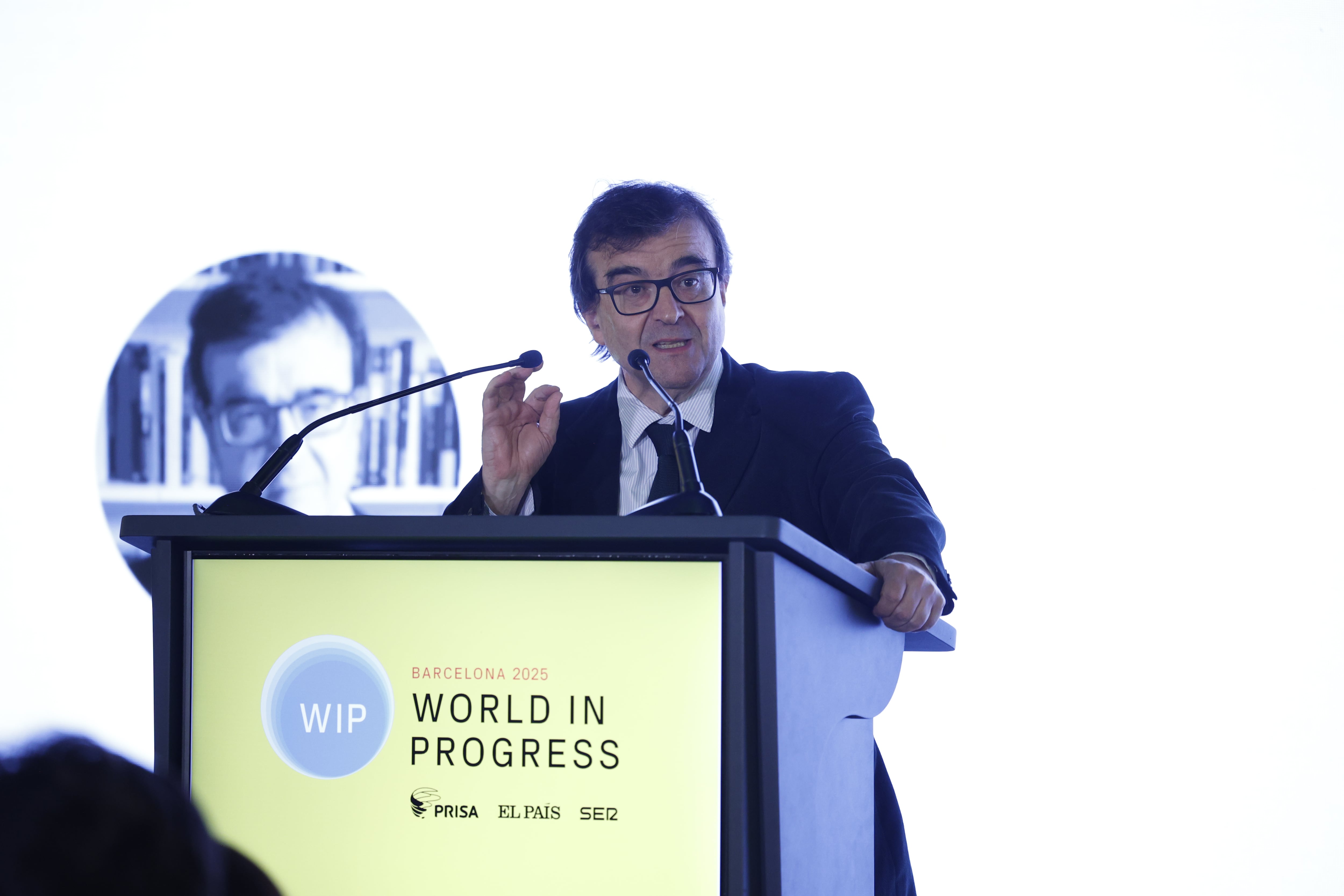 El escritor Javier Cercas, durante la cena de clausura del foro World In Progress en Barcelona.