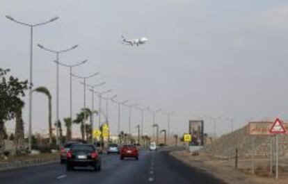 Un avión de Egyptair aterriza en El Cairo