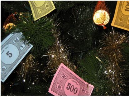 <span >Ya es Navidad en el Corte Inglés”, así que ha llegado la hora de consumir y consumir. Es lo que toca, porque para una vez al año que estamos en fiestas. ¡Pues no! Vamos a rebelarnos. Aquí tenéis 10 consejos para una Navidad de Consumo Colaborativo, porque “compartida la vida es más”.</span>