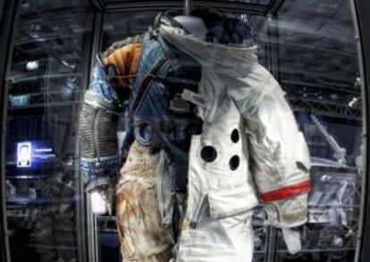 En la muestra se exhibe un traje espacial con 11 capas de diferentes materiales y que en la década de los sesenta costó 200. 000 dólares.