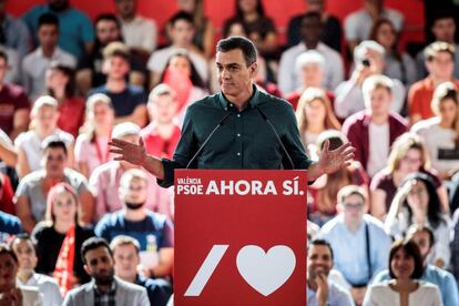 Caretaker Prime Minister Pedro Sánchez during a campaign rally for the upcoming November 10 elections, in Mislata, Valencia.