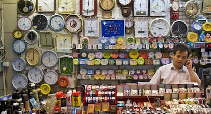 Una tienda de relojes en la frontera entre Macao y Zhuzhai. 