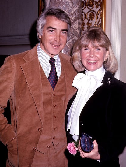Doris Day y su marido Barry Comden en el Hotel Pierre de Nueva York, en 1976.