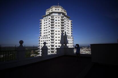 Vistas de la Torre de Madrid desde una de las terrazas del edificio España, el 3 de septiembre de 2015.