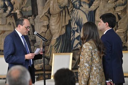 Vladimir Fernández, Secretario Jurídico de la Presidencia, posesionó a los Altos Magistrados de las Cortes Marjorie Zúñiga y Juan Carlos Cortés.