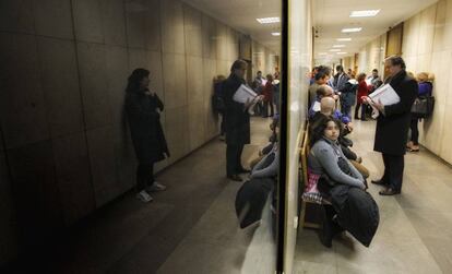 Espera en los juzgados de Plaza de Castilla.