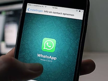 WhatsApp añade nuevos emojis y pequeños cambios en sus menús