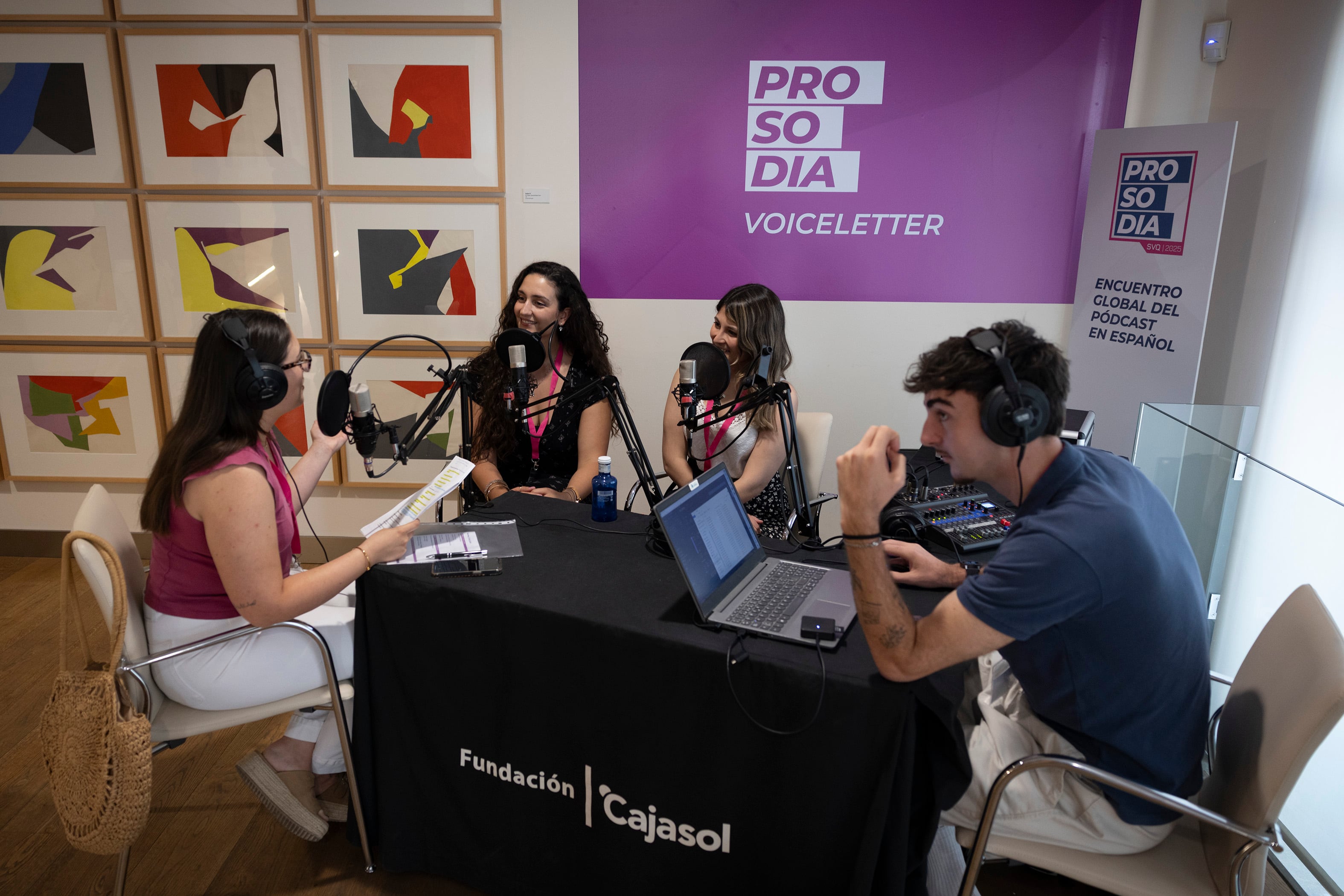 El ‘podcast’ en España, una revolución en la periferia informativa Publicado por Últimas noticias: la última hora de hoy en EL PAÍS