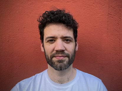 L'escriptor Arià Paco.
