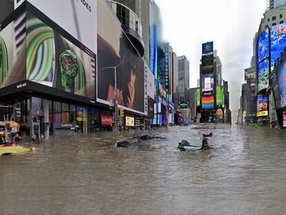 A simulation of New York's Times Square affected by flooding.