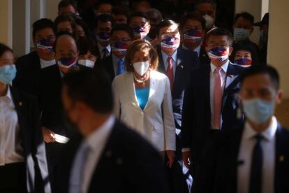 Pelosi visita el parlamento en Taipéi (Taiwán), el 3 de agosto de 2022.