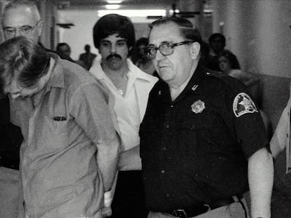 Richard Cottingham, durante su dentención, en el tercer episodio de 'El asesino de Times Square'.