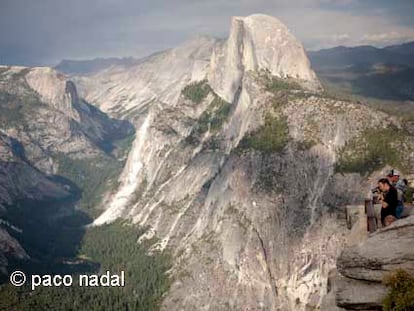 Osos, pumas y campistas en Yosemite