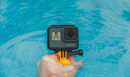 La cámara de acción GoPro Hero7 Black es uno de los productos con mejores ofertas de la semana.