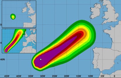 Images of the three tropical storms off the coast of the Spanish peninsula.