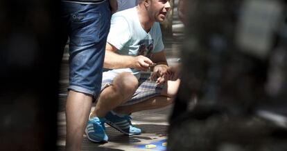 Un trilero en Las Ramblas de Barcelona