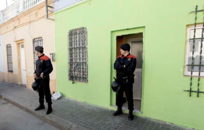 52 detenidos en una operación contra una banda de ladrones de cobre en el distrito de Sant Martí de Barcelona.