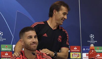 Julen Lopetegui e Sergio Ramos durante coletiva antes da partida entre Real e Roma.