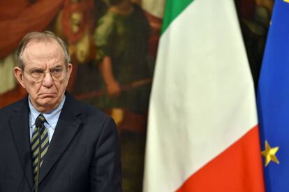 El ministro de Economía y Finanzas italiano, Pier Carlo Padoan.