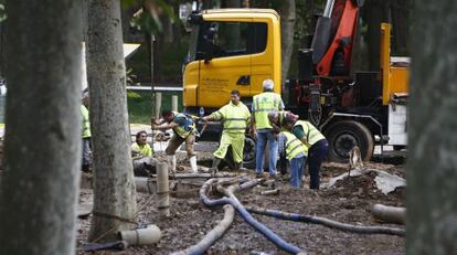 Trabajos de vaciado de los t&uacute;neles del AVE en Girona. 
  