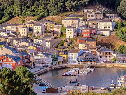 Vista del pueblo pesquero de O Barqueiro, en la provincia de A Coruña.