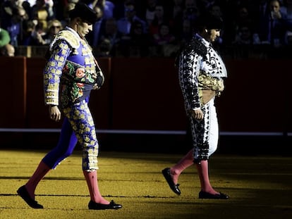 Alejandro Talavante, José María Manzanares and Morante de la Puebla during a bullfight on Easter Sunday in Seville.