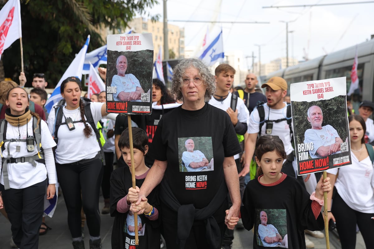 Israel proposes a partial withdrawal of troops from Gaza in exchange ...