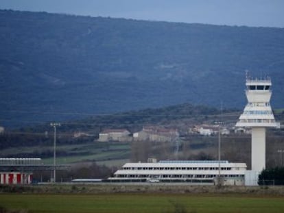 Vista general del aeropuerto de Vitoria-Foronda.