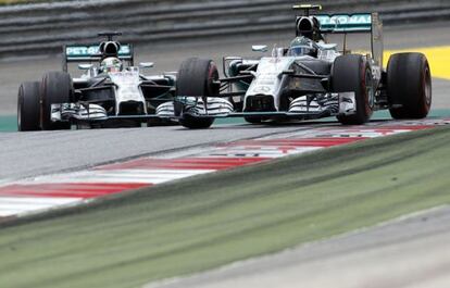 Hamilton y Rosberg.