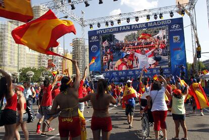 Las pantallas han canalizado la furia por La Roja.