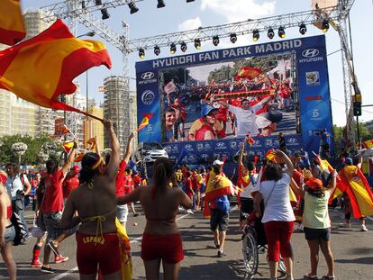 Las pantallas han canalizado la furia por La Roja.