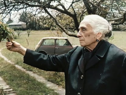 Asiste al preestreno de ‘Dolores Ibárruri. La Pasionaria’