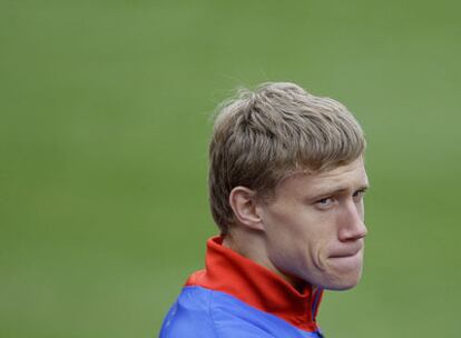 Pogrebnyak se lamenta durante un ensayo con Rusia.