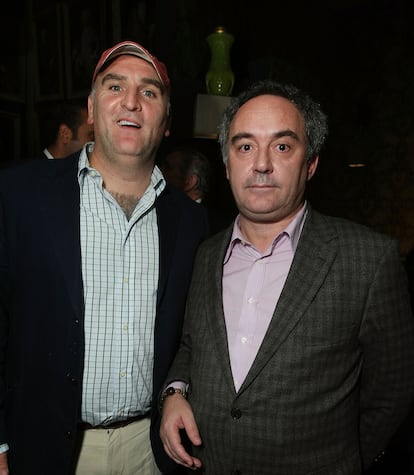 Jose Andrés y Ferran Adrià, en un evento en Los Ángeles, en octubre de 2008.