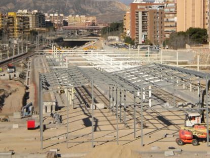Obras de la nueva estación del AVE en Alicante.