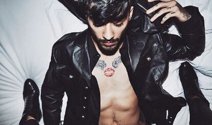 Zayn Malik, fotografiado por su novia, la modelo Gigi Hadid, para la nueva campaña de Versus.