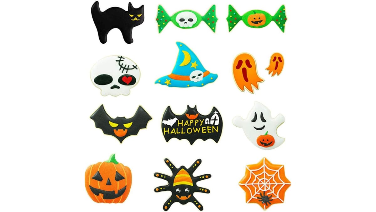 El set incluye una variedad de 13 siluetas clásicas, como una calabaza, un murciélago, etc.