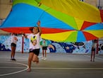 22/06/2020 Fotografías hechas esta mañana en "casal d'estiu"  que Fundesplai organiza en la escuela Bogatell de Barcelona. Se trata de uno de los primeros centros en abrir este verano. Acoge 84 niños de 3 a 12 años de diferentes escuelas del barrio del Poble Nou de Barcelona. Entre las medidas que Fundesplai ha tomado para adaptar los centros de verano destacan que se limita el acceso a los recintos donde se realizan las actividades, se priorizan las actividades al aire libre, se organizan en pequeños grupos de 10 participantes, etcétera  Los niños han sido organizados en pequeños grupos.
