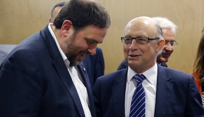 El ministro de Hacienda, Crist&oacute;bal Montoro, y el vicepresidente catal&aacute;n, Oriol Junqueras.