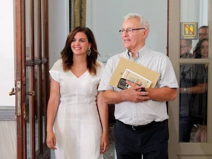 La vicealcaldesa de Valencia Sandra Gómez con el alcalde Joan Ribó.