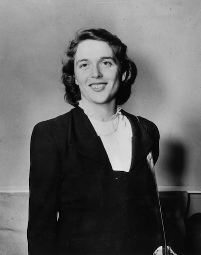 Una joven Barbara Bush, fotografiada en 1945. Uno de los rumores más extendidos sobre Alesteir Crowley dice que podría ser su padre.