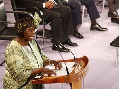 Intenvención de la Nobel Wangari Maathai en la Conferencia de París.