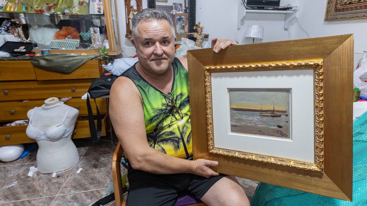La dignidad en camiseta de tirantes