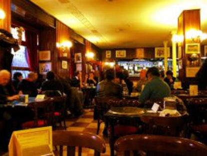 Café Gijón, donde Benito Pérez Galdós o Umbral han compartido tertulias literarias.