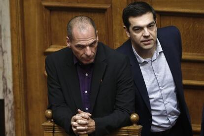 Alexis Tsipras, junto a Yanis Varoufakis, el pasado 6 de febrero.