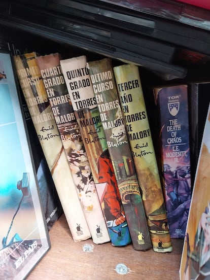 Los libros de Torres de Malory en el BookCrossing de Viladrau.