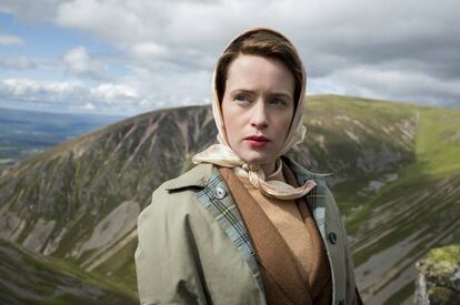 Claire Foy como la reina Isabel II en la primera temporada de 'The Crown'.