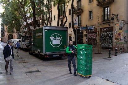 Espacio de la plaza de Bonsuccés que estaba calificado como vial y el plan urbanístico para ampliar el Macba en la plaza dels Àngels recalificó a zona verde.