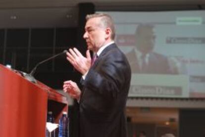 Paulino Rivero, durante el Foro Cinco D&iacute;as el 14 de marzo de 2013