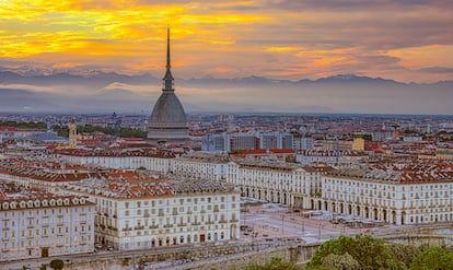 'Skyline' de Turín, en el que sobresale la Mole Antonelliana.